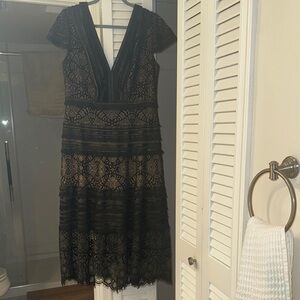 TADASHI SHOJI Black Lace Dress